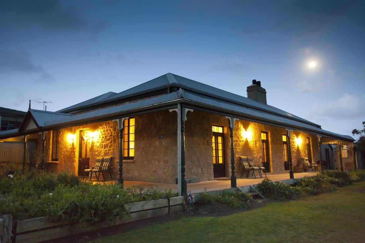 Robe House Heritage Accommodation エクステリア 写真