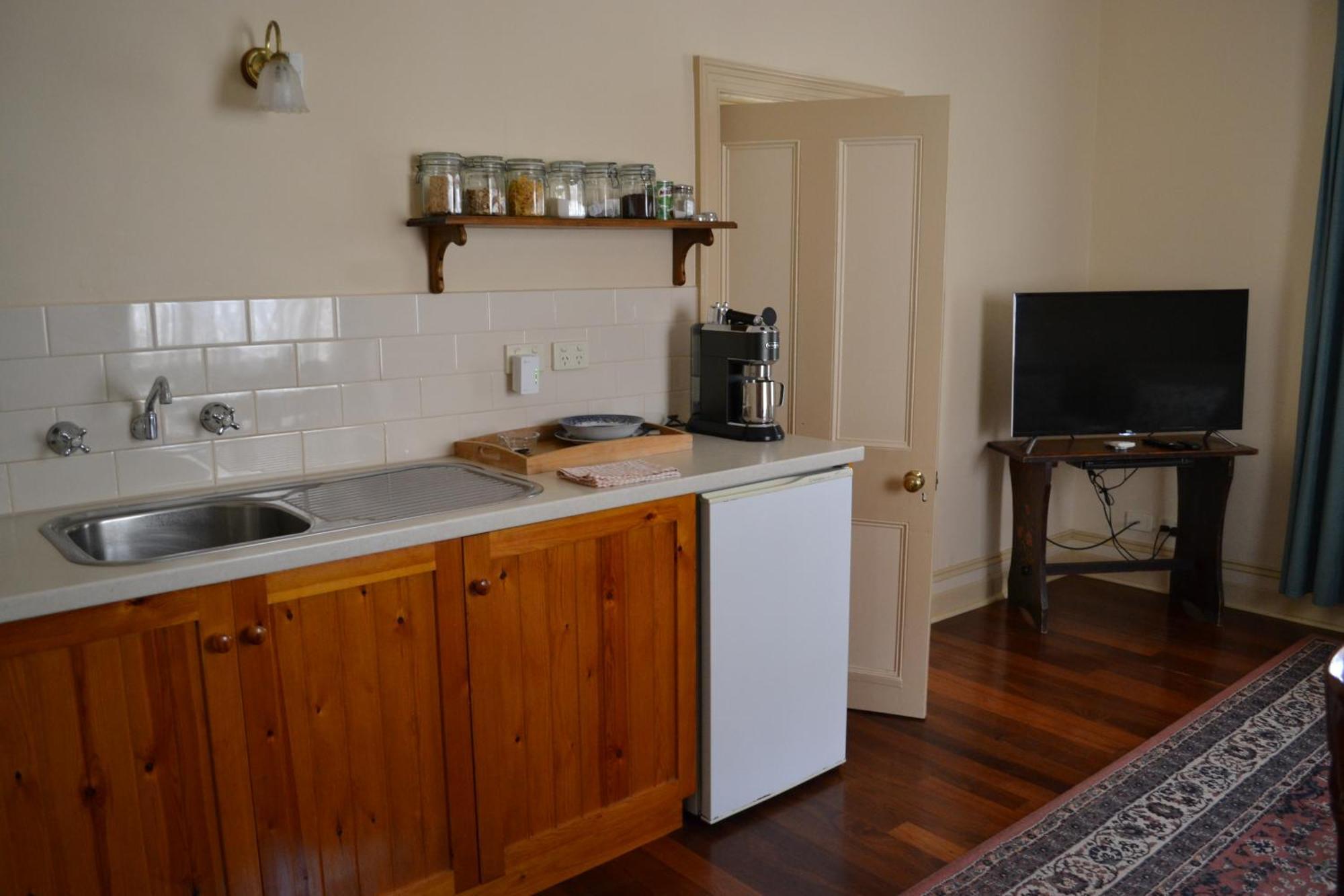 Robe House Heritage Accommodation エクステリア 写真